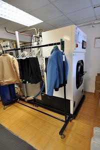 Quality Dry Cleaners 341385 Image 7